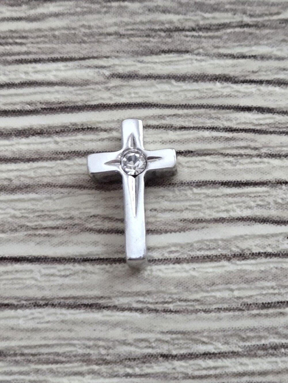 🦉Silver & Crystal Cross Charm